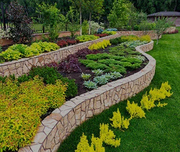 BEST Landscapers in Griffith Indiana